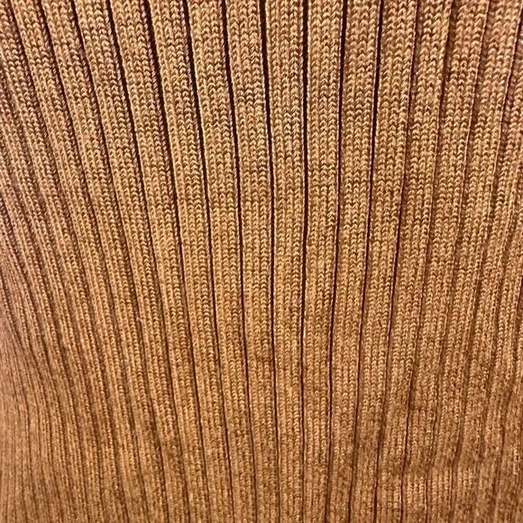 White House Black Market Brown V-Neck Sweater - Picture 7 of 10